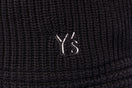ニットバケット Y's SS25 アウトラインロゴ ブラック