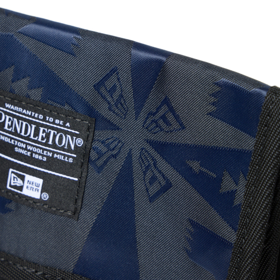 スクエア ネックポーチ 0.5L Pendleton ペンドルトン ネイビー | NEW ERA ニューエラ公式オンラインストア