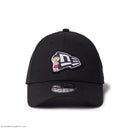9FORTY ちびまる子ちゃん フラッグロゴ まる子 ブラック | NEW ERA ニューエラ公式オンラインストア
