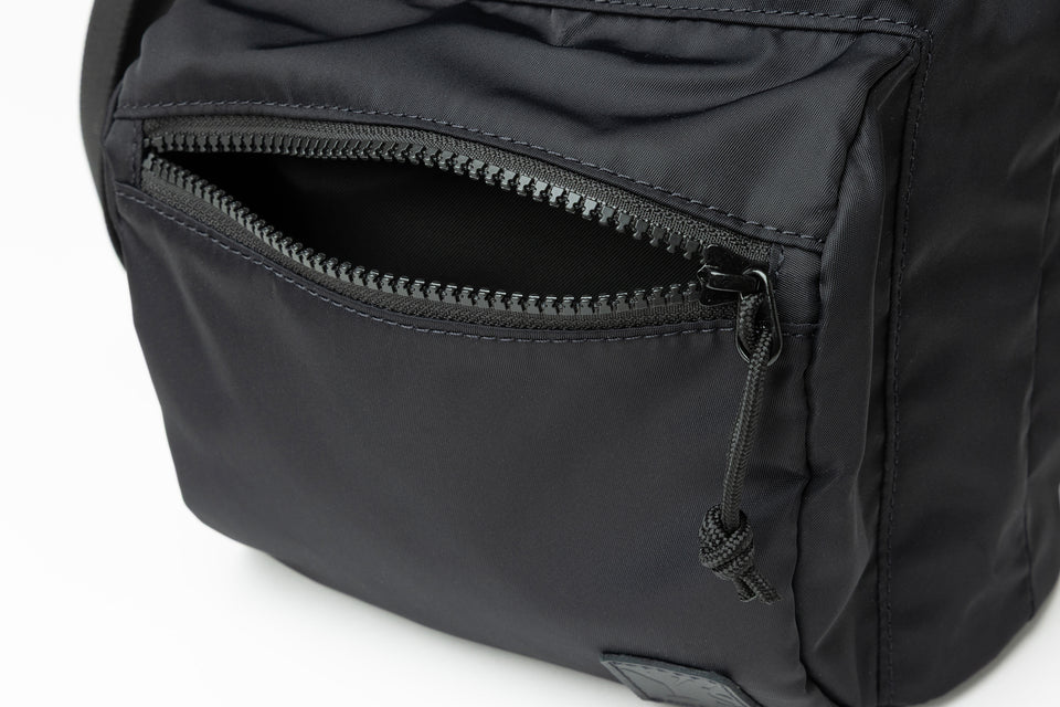 2WAY ドローストリング ポーチ 3L Y's FW25 ナイロンツイル ブラック