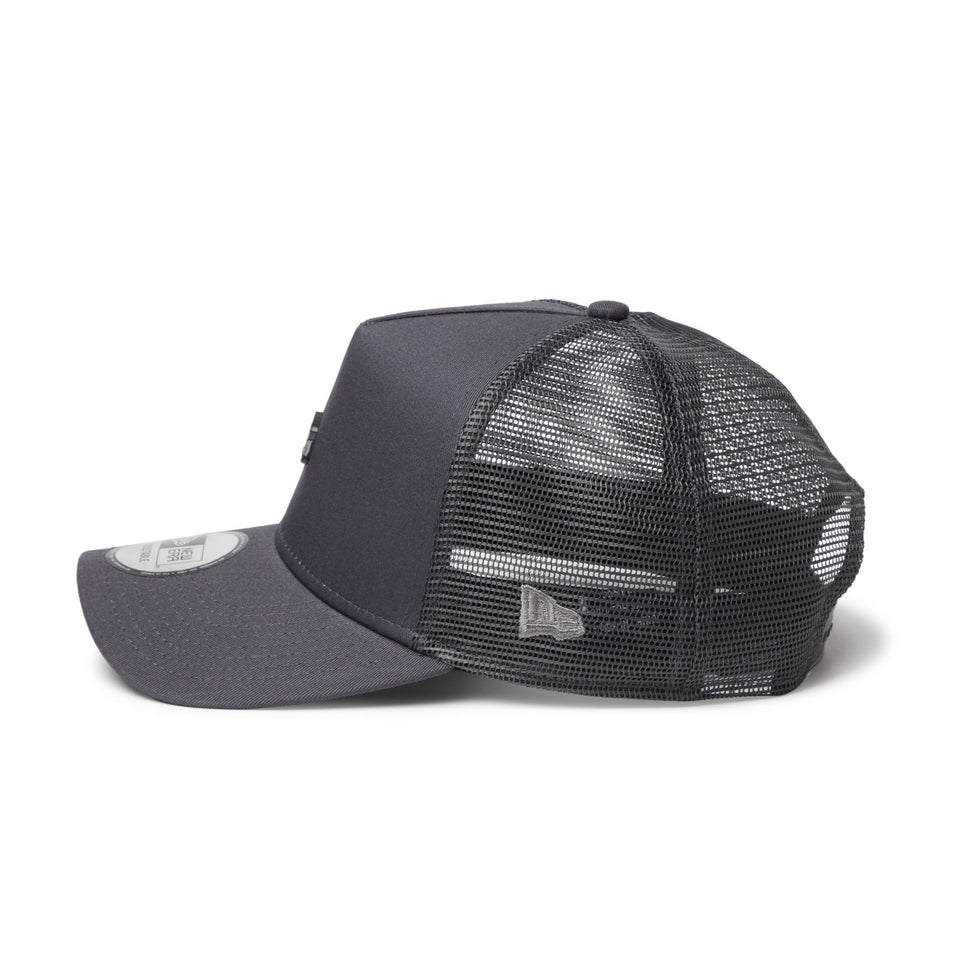 9FORTY A-Frame トラッカー Metal Flag グラファイト | NEW ERA ニューエラ公式オンラインストア