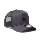 9FORTY A-Frame トラッカー Metal Flag グラファイト | NEW ERA ニューエラ公式オンラインストア