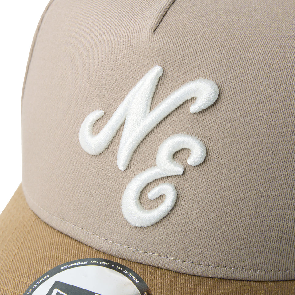 9FORTY A-Frame Mocha Mousse クラシックロゴ アッシュブラウン/カーキ | NEW ERA ニューエラ公式オンラインストア