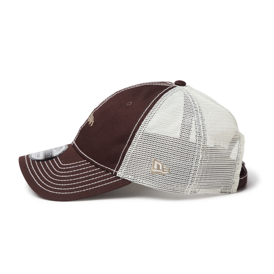 9TWENTY トラッカー Tagging Logo Mini バーントウッド/クロームホワイト | NEW ERA ニューエラ公式オンラインストア