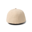 59FIFTY Mocha Mousse クラシックロゴ オーツミルク/アッシュブラウン | NEW ERA ニューエラ公式オンラインストア