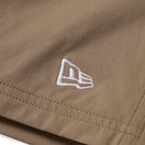 ユーティリティー ショートパンツ ロング カーキ 26SS｜アウトドア | NEW ERA ニューエラ公式オンラインストア