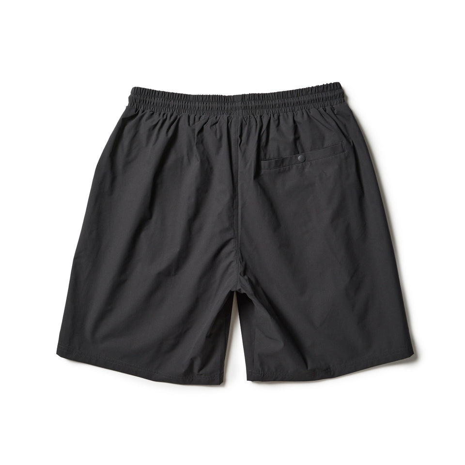 ユーティリティー ショートパンツ ロング チャコールグレー 26SS｜アウトドア | NEW ERA ニューエラ公式オンラインストア