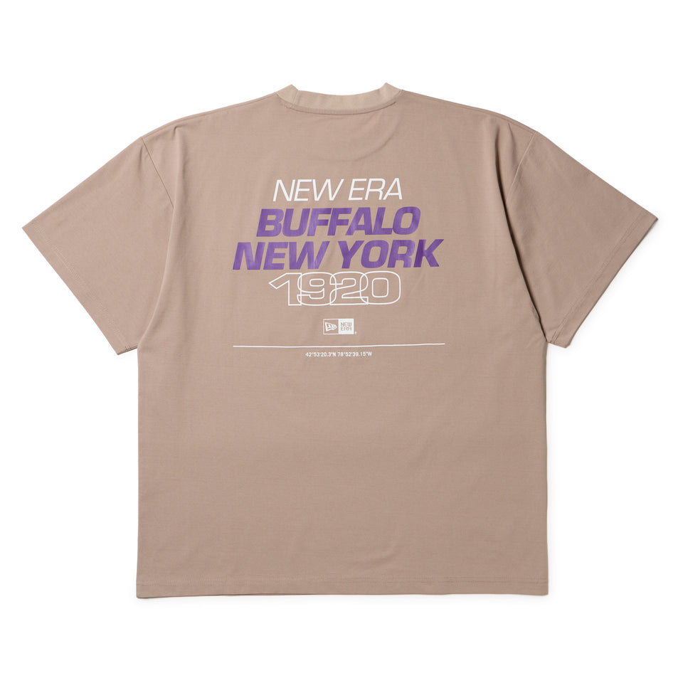 半袖 ユーティリティー オーバーサイズド Tシャツ BUFFALO NEW YORK1920 アッシュブラウン｜アウトドア | NEW ERA ニューエラ公式オンラインストア