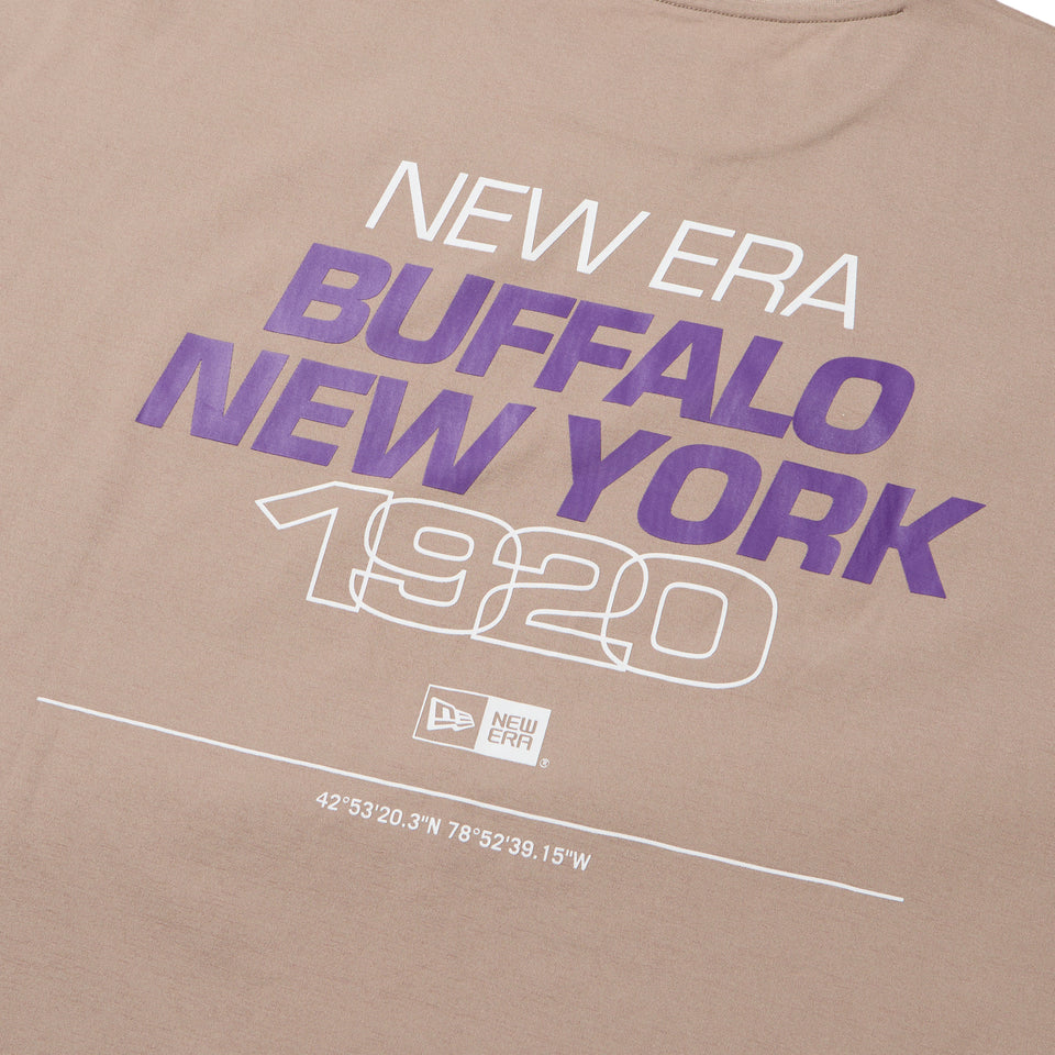 半袖 ユーティリティー オーバーサイズド Tシャツ BUFFALO NEW YORK1920 アッシュブラウン｜アウトドア | NEW ERA ニューエラ公式オンラインストア