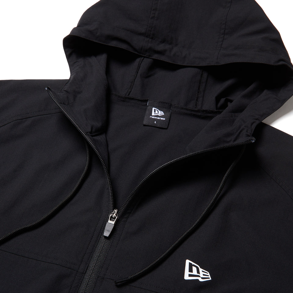 ストレッチ ウーブン ジャケット ボックスロゴ ブラック｜パフォーマンスアパレル | NEW ERA ニューエラ公式オンラインストア