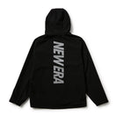シェルジャケット VERTICAL LOGO ブラック｜パフォーマンスアパレル | NEW ERA ニューエラ公式オンラインストア