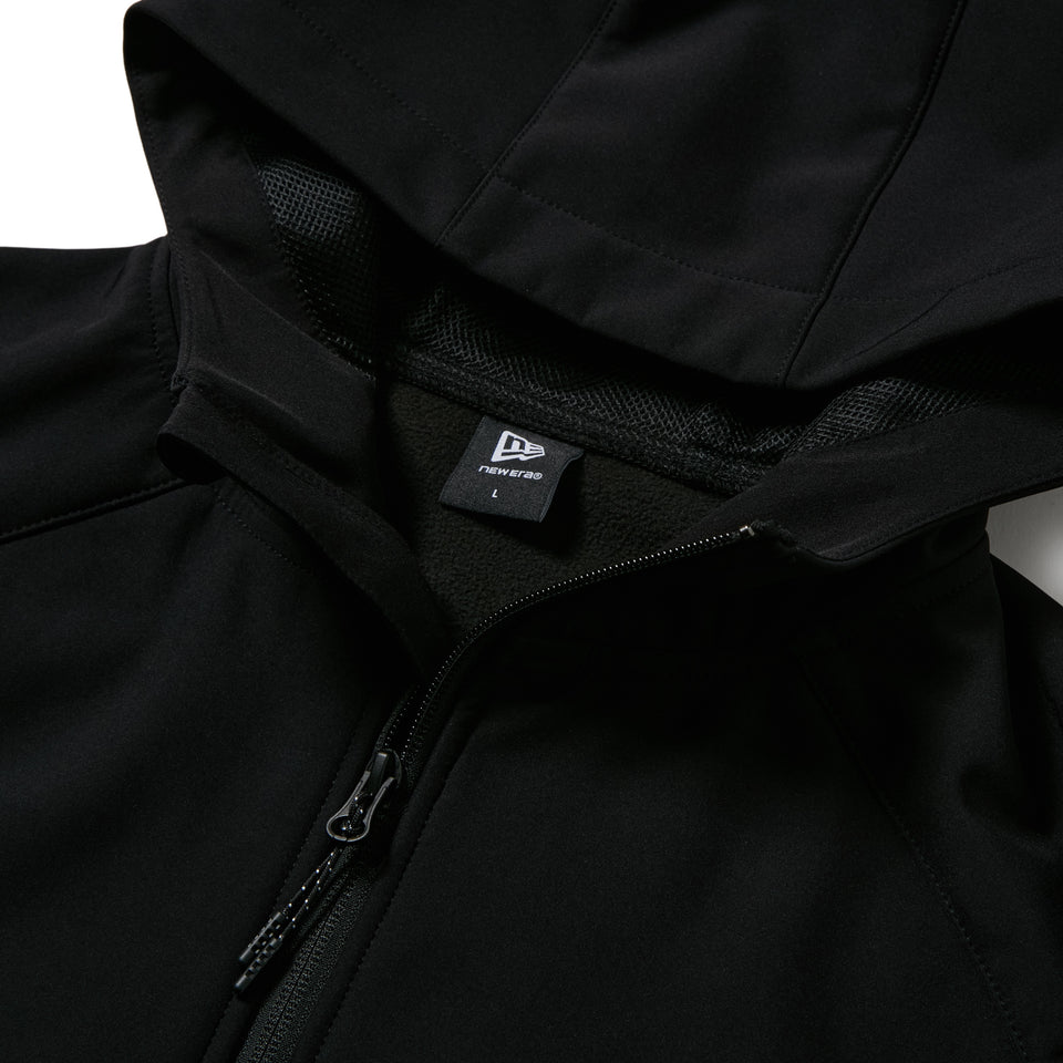 シェルジャケット VERTICAL LOGO ブラック｜パフォーマンスアパレル | NEW ERA ニューエラ公式オンラインストア