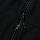 シェルジャケット VERTICAL LOGO ブラック｜パフォーマンスアパレル | NEW ERA ニューエラ公式オンラインストア