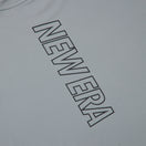 長袖 パフォーマンス Tシャツ VERTICAL LOGO グレー｜パフォーマンスアパレル | NEW ERA ニューエラ公式オンラインストア