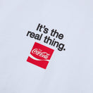 半袖 コットン Tシャツ Coca-Cola designed by Kosuke Kawamura ITRT ホワイト | NEW ERA ニューエラ公式オンラインストア