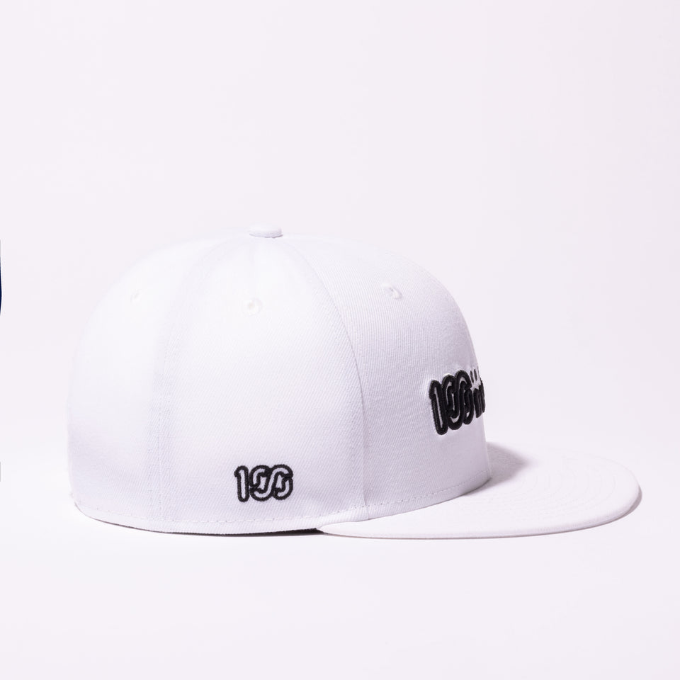 9FIFTY ONEHUNDRED ATHLETIC ブランドロゴ ホワイト