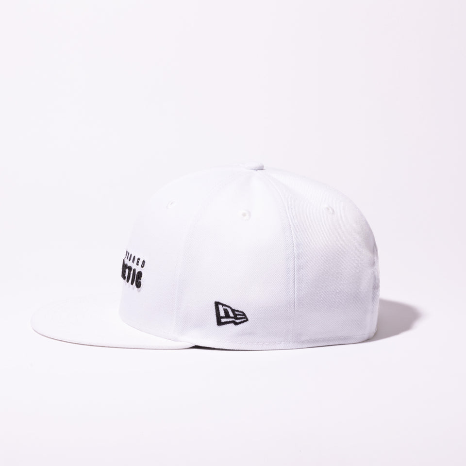 9FIFTY ONEHUNDRED ATHLETIC ブランドロゴ ホワイト