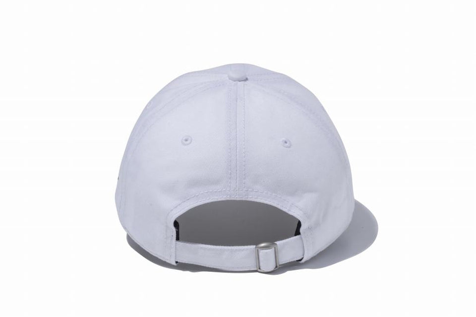 9TWENTY クロスストラップ ウォッシュドコットン ニューヨーク・ヤンキース ホワイト × ブラック