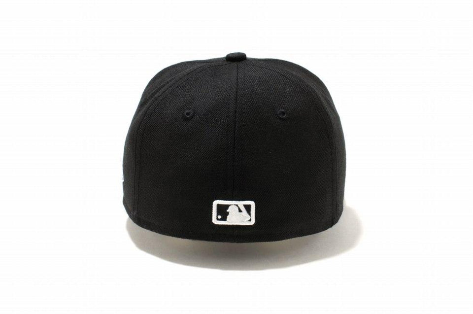 Kid's 59FIFTY UNDERVISOR ニューヨーク・ヤンキース ブラック × ホワイト BROOKLYN