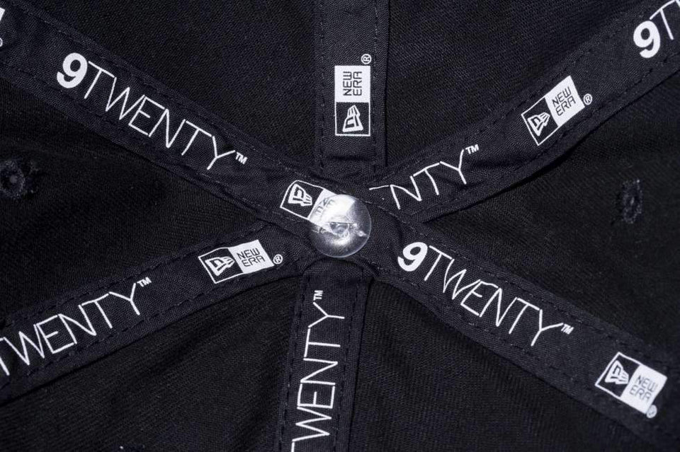 【ゴルフ】 9TWENTY クロスストラップ コットン NEW ERA ブラック × ホワイト