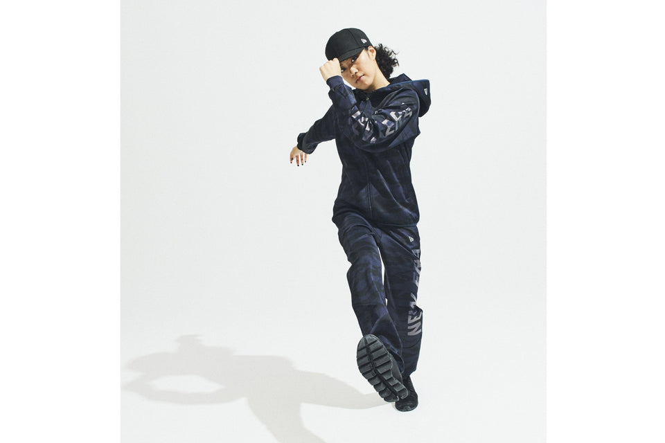 【 Performance Apparel 】 ウォームアップパンツ タイガーストライプカモ × ネイビー