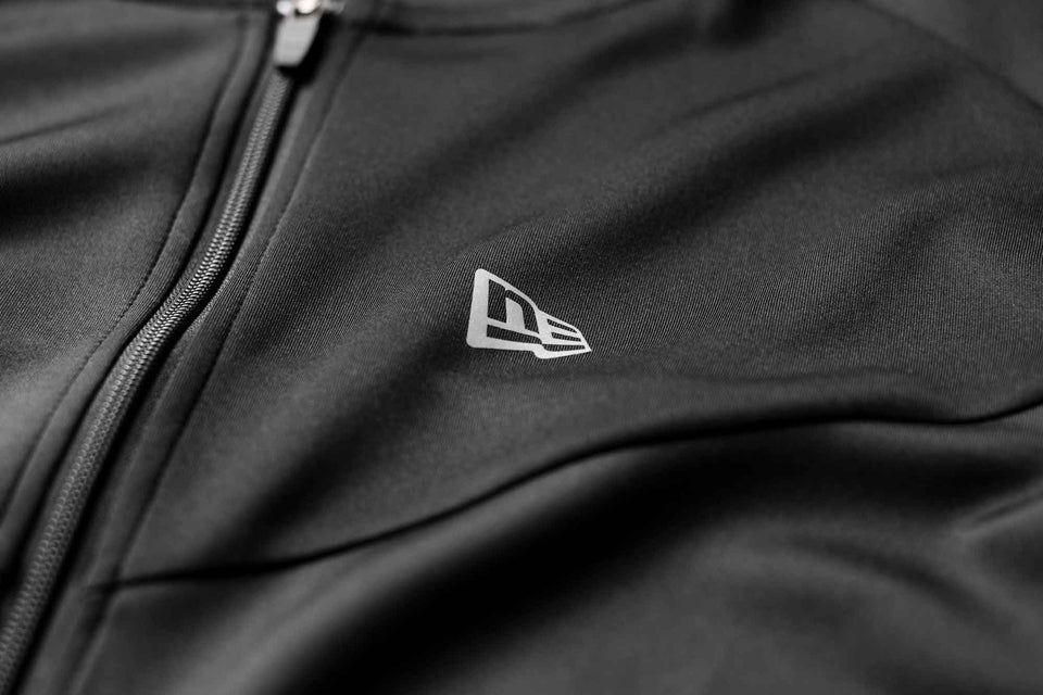 【 Performance Apparel 】 ウォームアップジャケット ブラック × ブラック