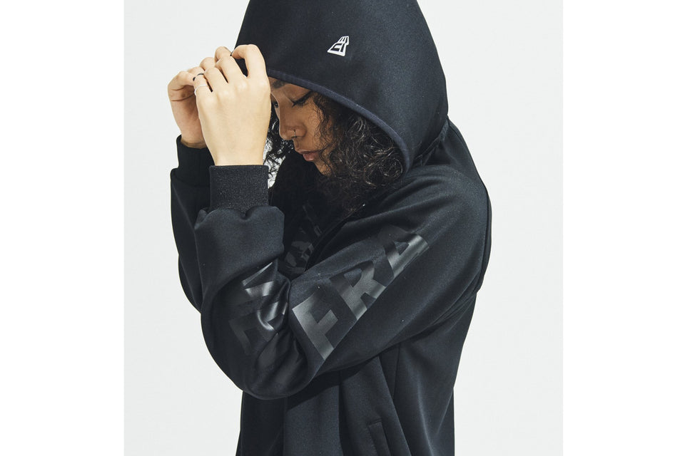 【 Performance Apparel 】 ウォームアップジャケット ブラック × ブラック