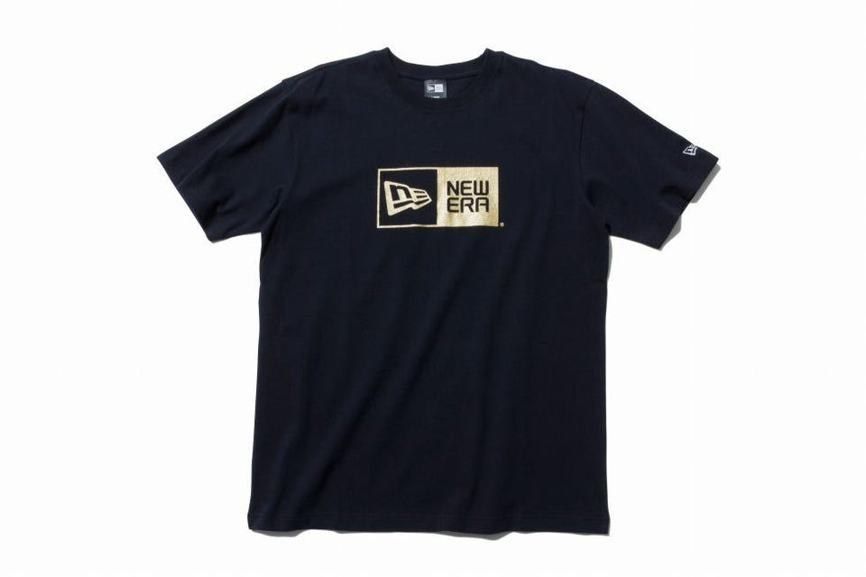 コットン Tシャツ ボックスロゴ ブラック × ゴールド レギュラーフィット