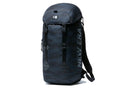ラックサック 28L プリントロゴ タイガーストライプカモネイビー × ネイビー