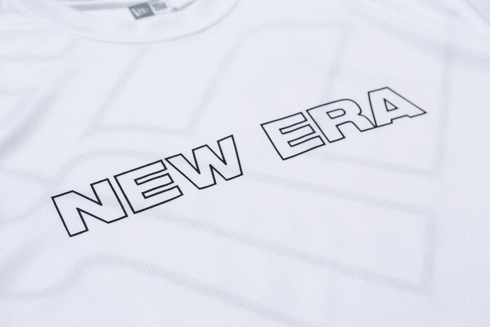 テック Tシャツ ニューエラ ワードマーク & ビッグフラッグ ホワイト 【NEW ERA WORKOUT】