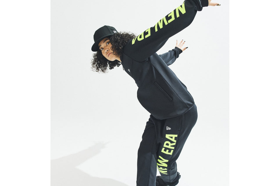 【 Performance Apparel 】 ウォームアップジャケット ブラック × フラッシュグリーン