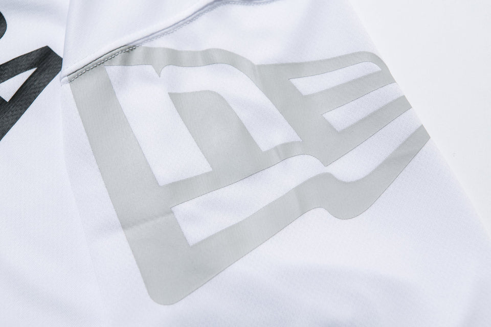 【Performance Apparel 】 テック Tシャツ ニューエラ ワードマーク ホワイト × ブラック