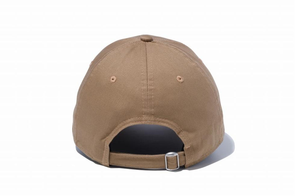 9THIRTY クロスストラップ NEW ERA ミニロゴ カーキ × ホワイト