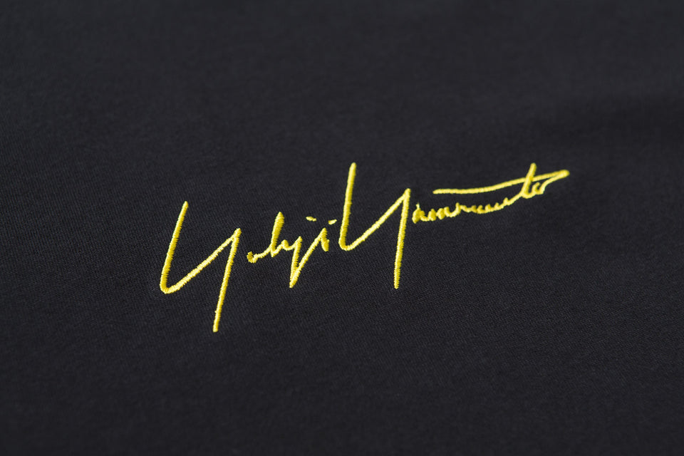 コットン Tシャツ Yohji Yamamoto SS19 シグネチャーロゴ ブラック × イエロー