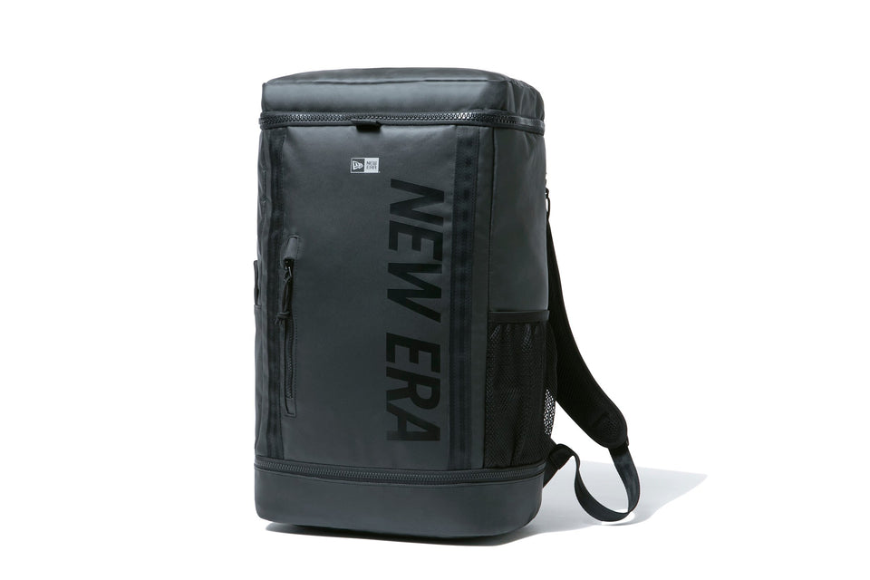 ボックスパック 26L プリントロゴ ブラックターポリン × ブラック