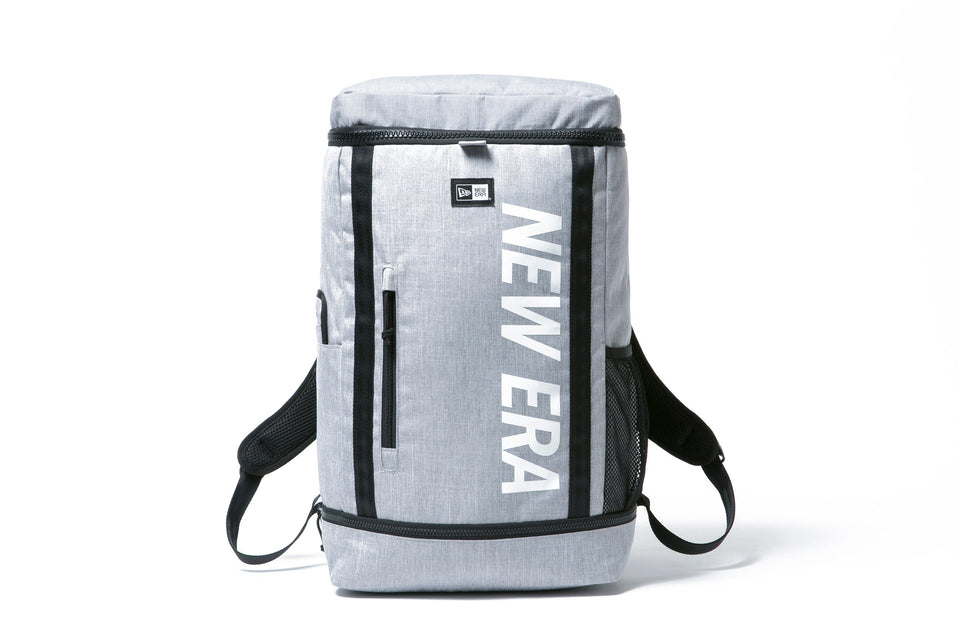 ボックスパック 26L プリントロゴ ヘザーライトグレー × ホワイト