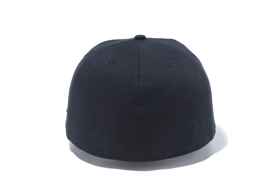 59FIFTY メタルフラッグロゴ ブラック ブラッシュガンメタル