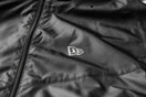 ウィンドジャケット ニューエラ フードロゴ ブラック × ブラック 【 Performance Apparel 】