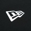 半袖 コットン Tシャツ ミニフラッグロゴ ブラック × ホワイト レギュラーフィット