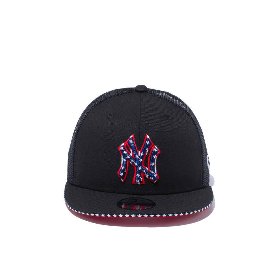 Youth 9FIFTY トラッカー スター ニューヨーク・ヤンキース サンドイッチバイザー スカーレットアンダーバイザー