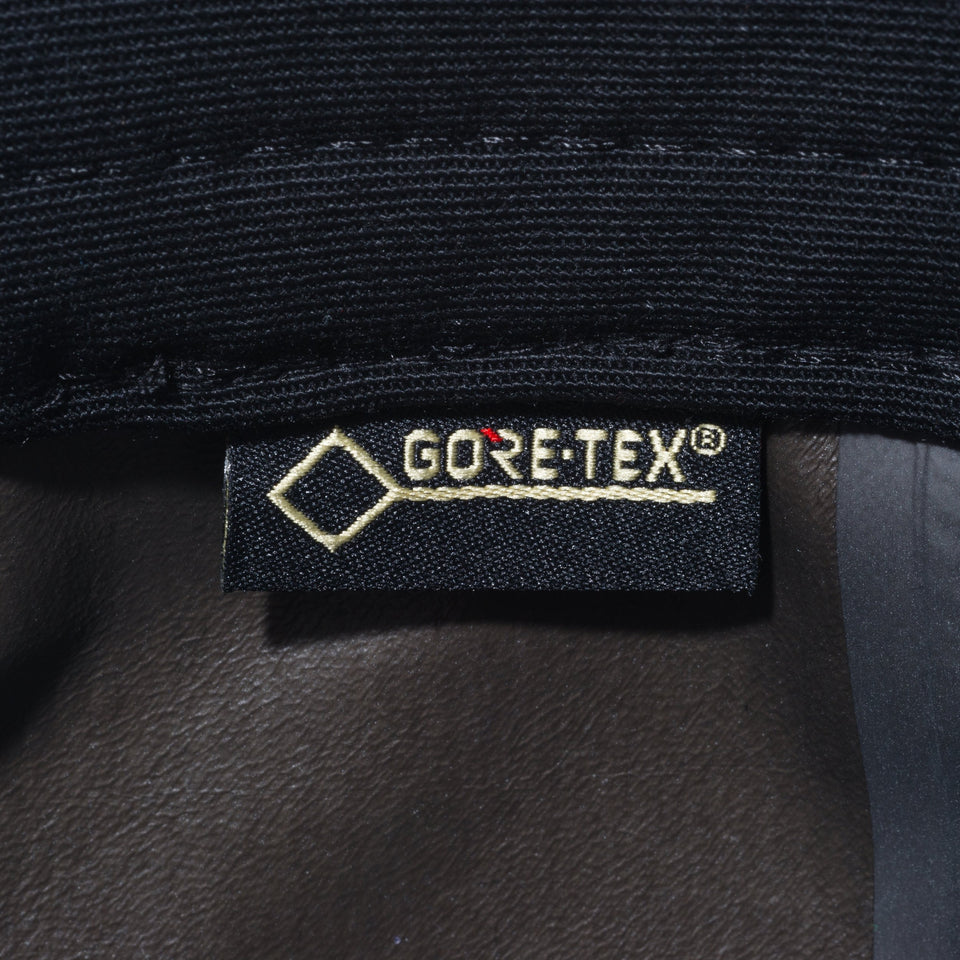 9THIRTY GORE-TEX PACLITE サイドロゴ ブラック × リフレクタープリント 【ニューエラ アウトドア】