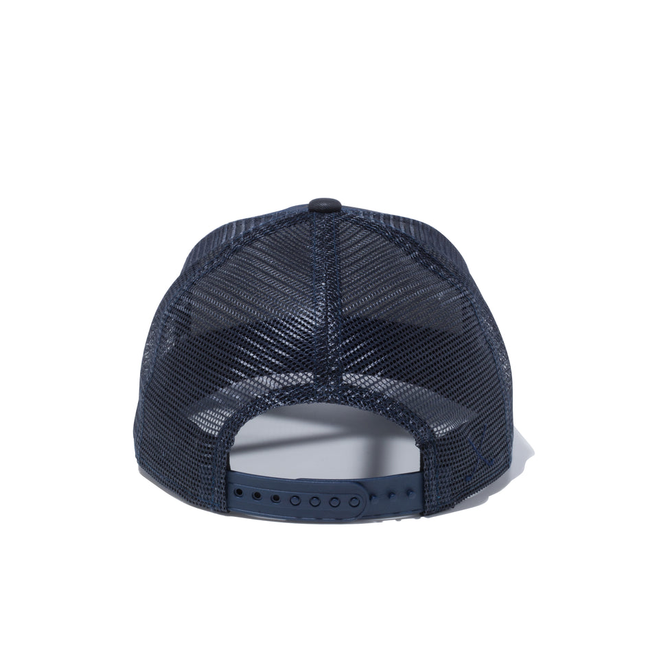 【ゴルフ】 9FIFTY Original Fit トラッカー タイガーストライプカモ アーチロゴ ネイビー