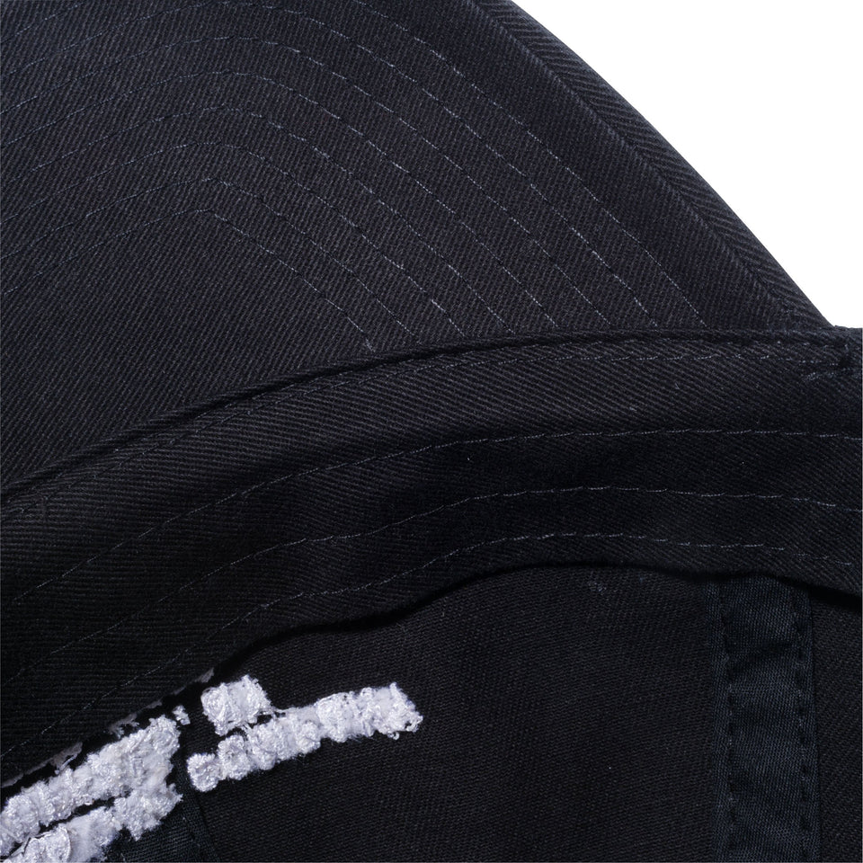 Casual Classic リアストラップエンブロイダリー NEW ERA CAP COMPANY ブラック × ホワイト