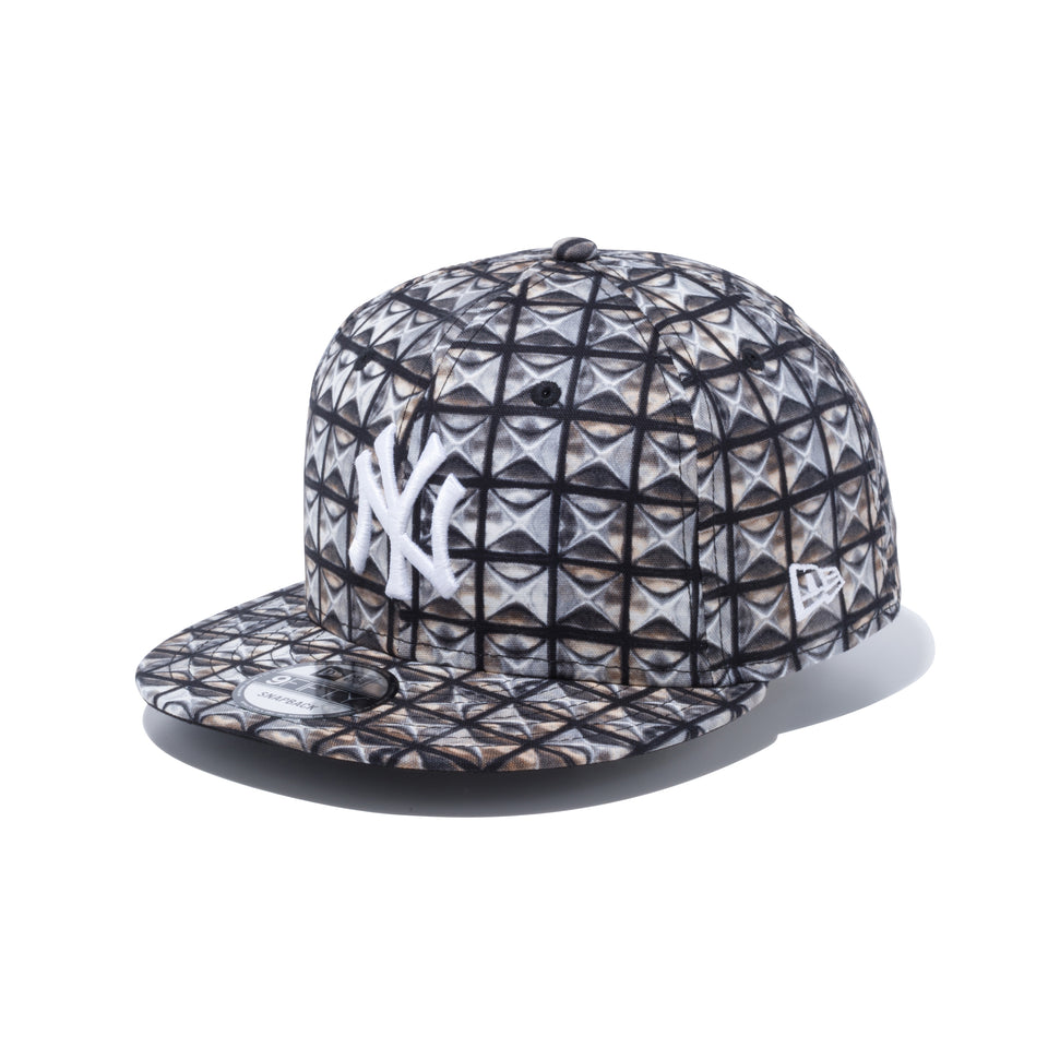 9FIFTY スタッズファブリック ニューヨーク・ヤンキース シルバー オールオーバープリント