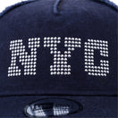 9FORTY A-Frame トラッカー NYC ロゴ ネイビー × スノーホワイト / ミッドナイトネイビー