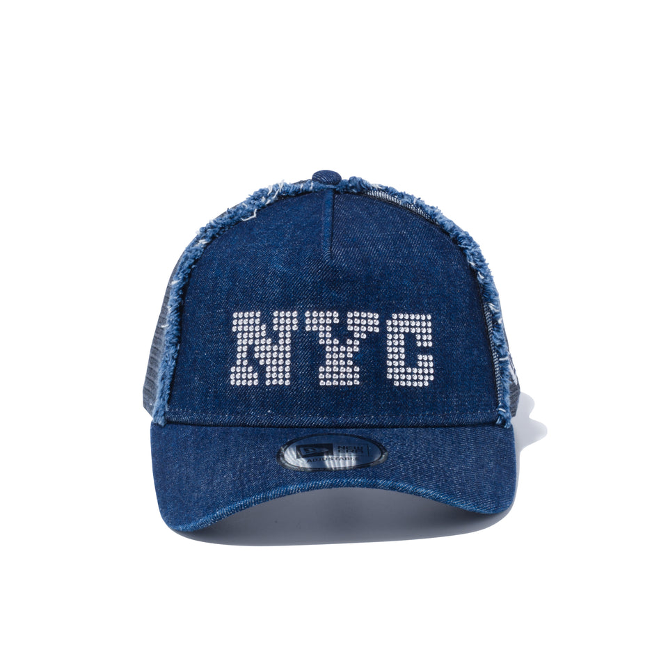9FORTY A-Frame トラッカー NYC ロゴ インディゴデニム × スノーホワイト / ミッドナイトネイビー