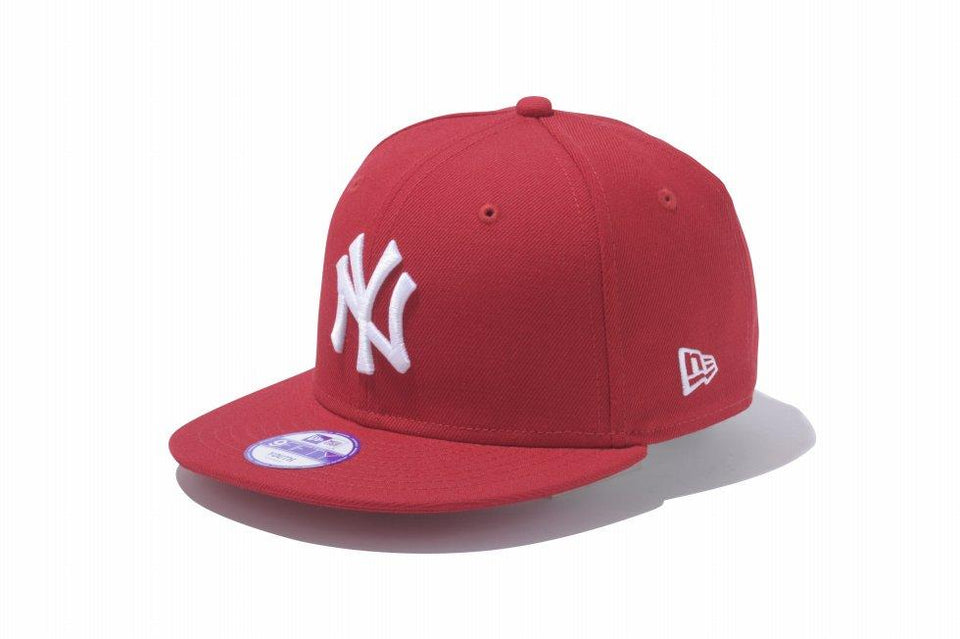 Youth 9FIFTY ニューヨーク・ヤンキース スカーレット × ホワイト