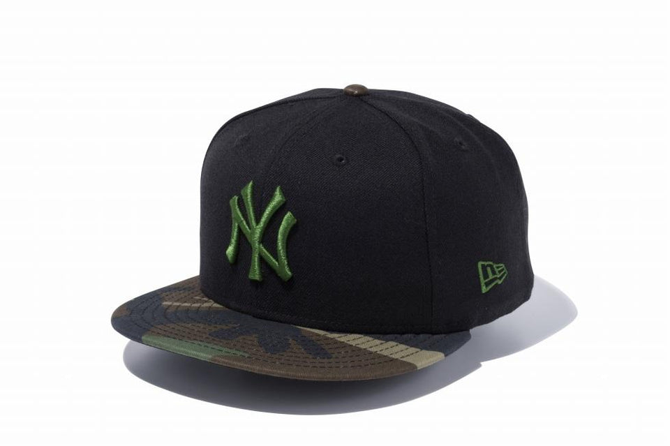 9FIFTY ニューヨーク・ヤンキース ブラック × ホリーリーフ ウッドランドカモバイザー