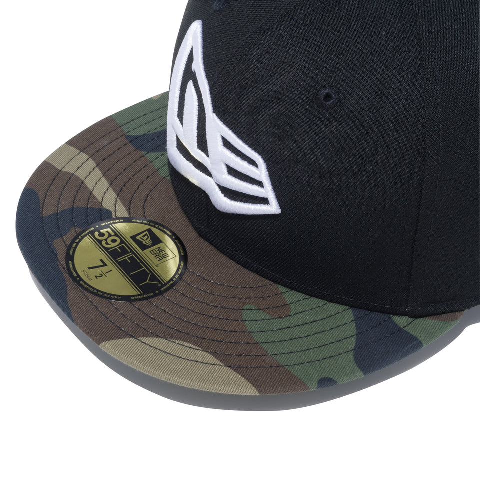 59FIFTY ビッグフラッグ ブラック × スノーホワイト ウッドランドカモバイザー