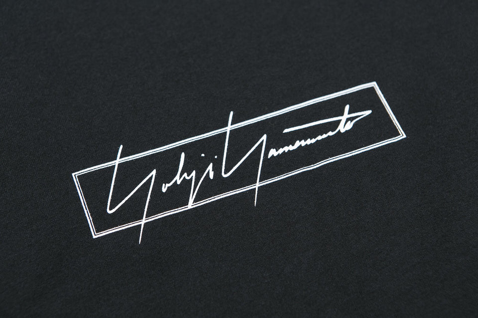 コットン Tシャツ Yohji Yamamoto SS20 スクエア シグネチャーロゴ ブラック レギュラーフィット